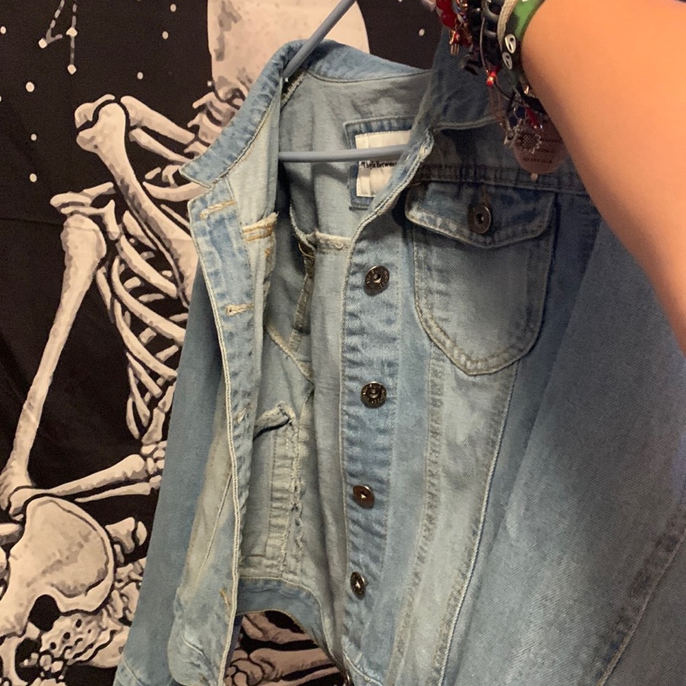 worn a couple times still in good condition jean jacket